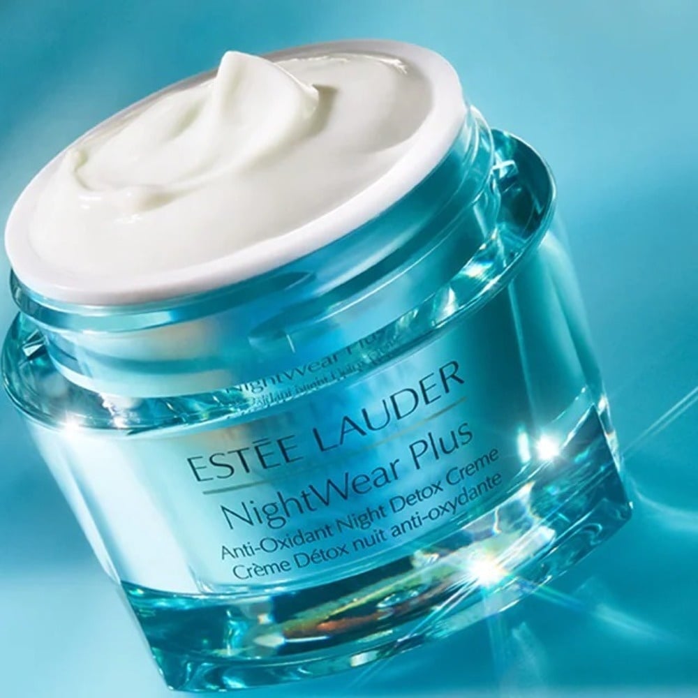 NightWear Plus Anti-Oxidant Night Detox Creme