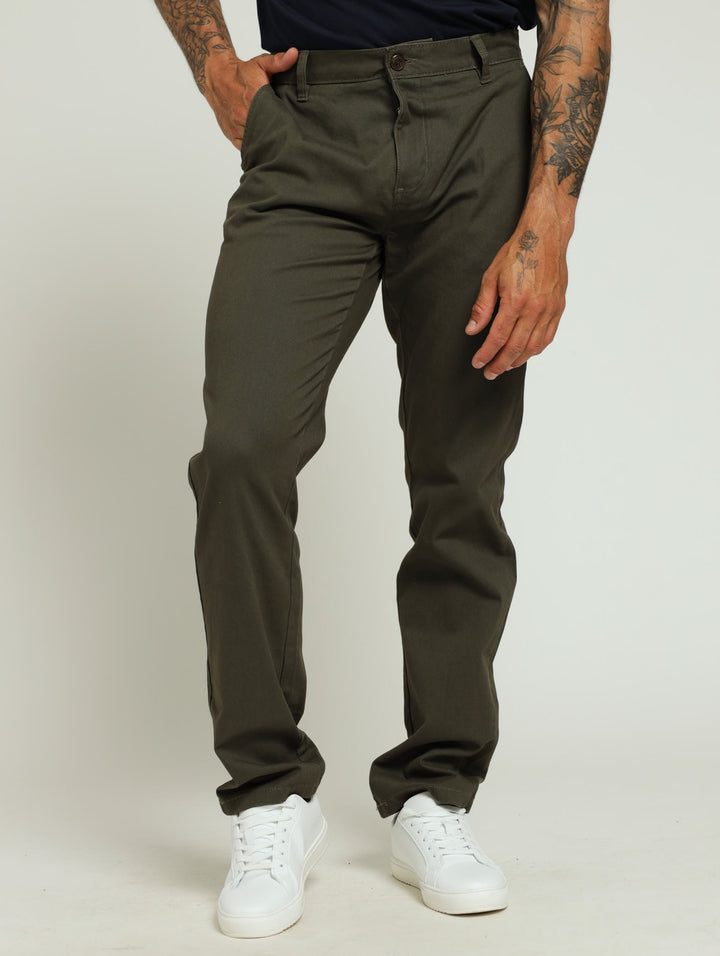 New Basic Straight Fit Chino - Olive