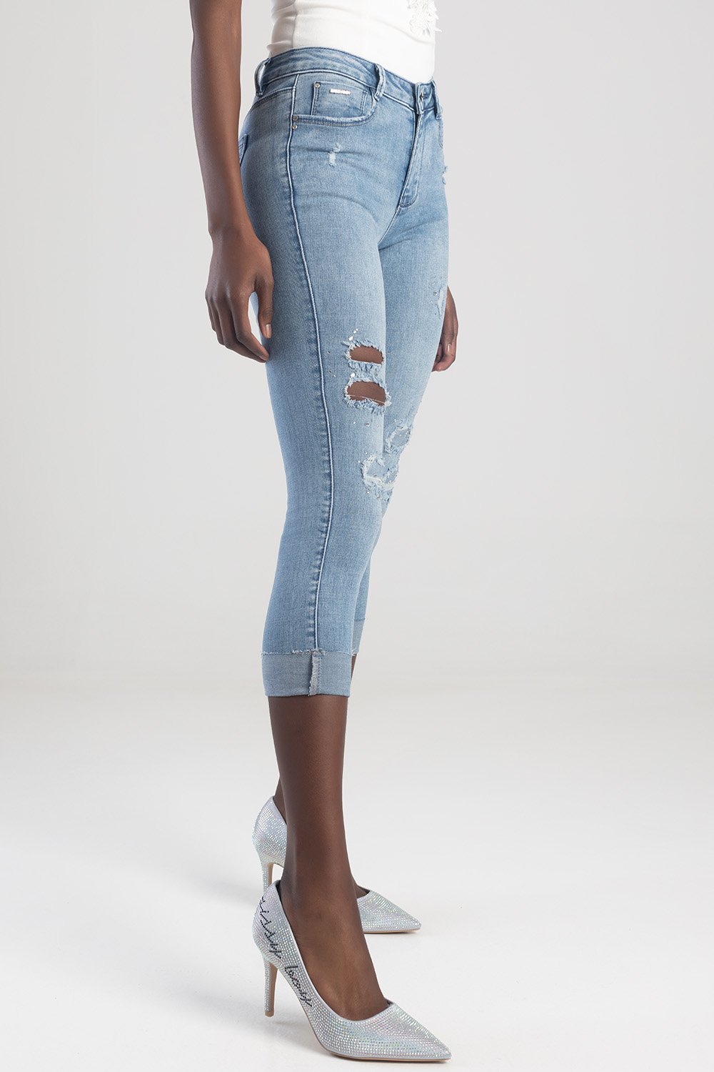 Axel Mid Waist Capri Jean With Rip And Repair - Light Blue