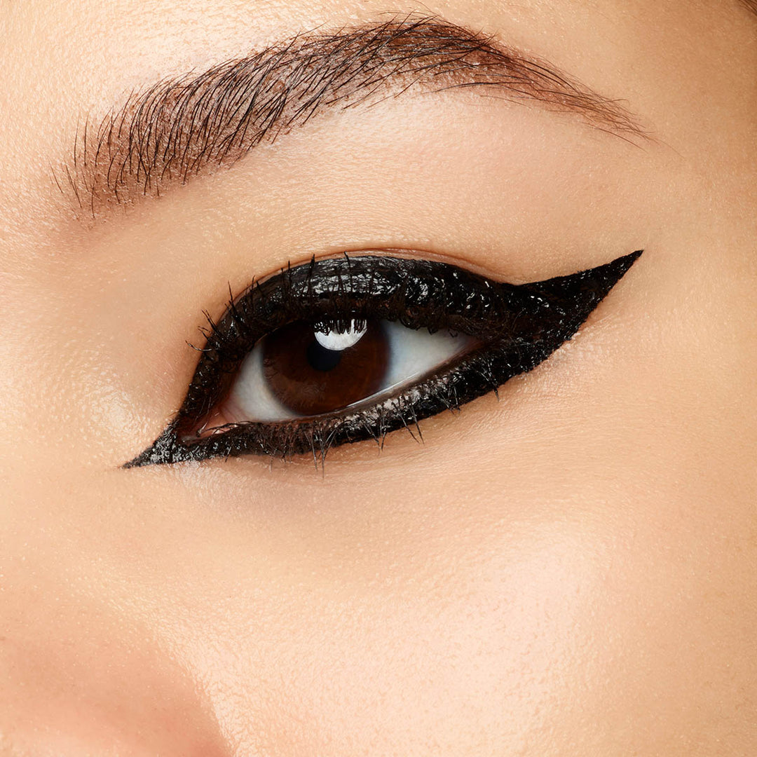 Couture Eye Liner