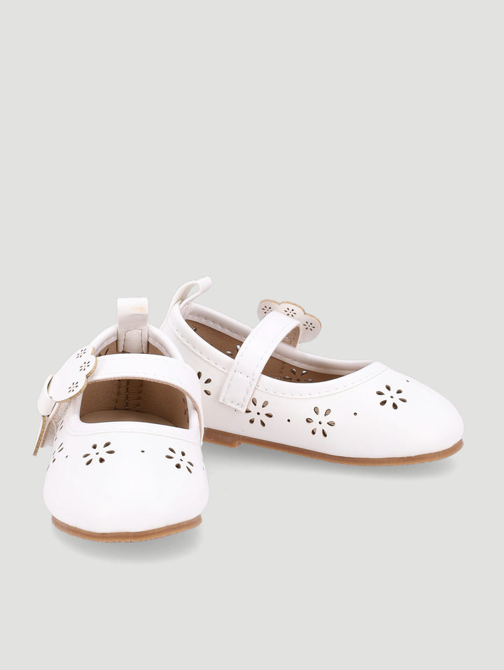 Baby Girls Bow Lazer Cut Pump - White