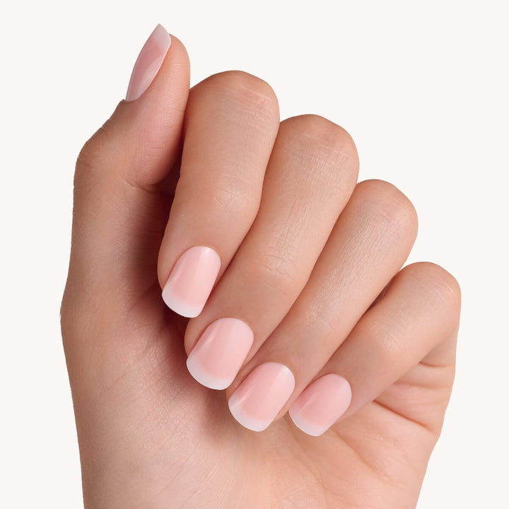 Essence French Manicure Click On Nails  - 01