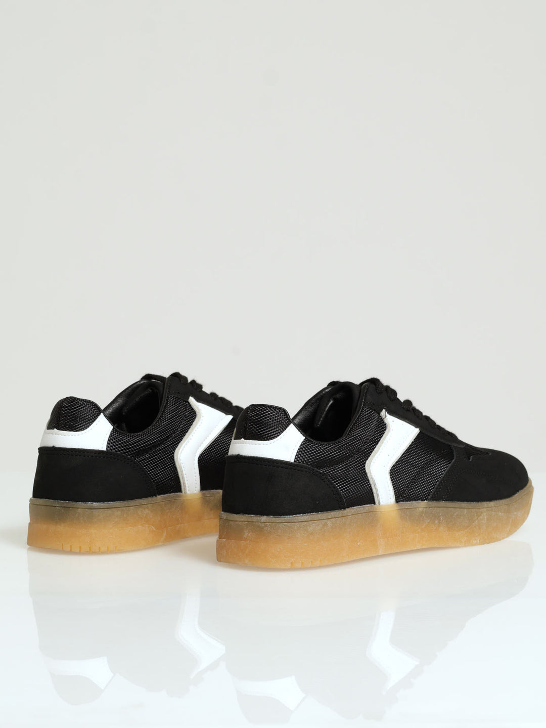 Court Sneaker With Gum Sole - Black