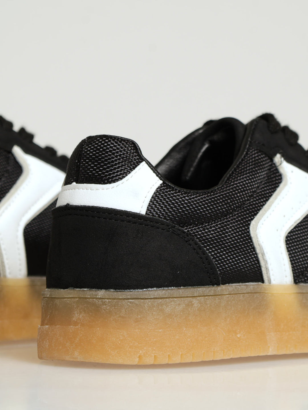 Court Sneaker With Gum Sole - Black