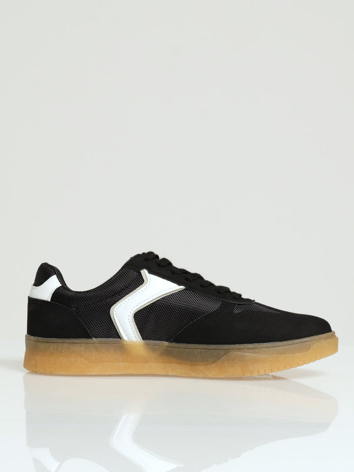 Court Sneaker With Gum Sole - Black