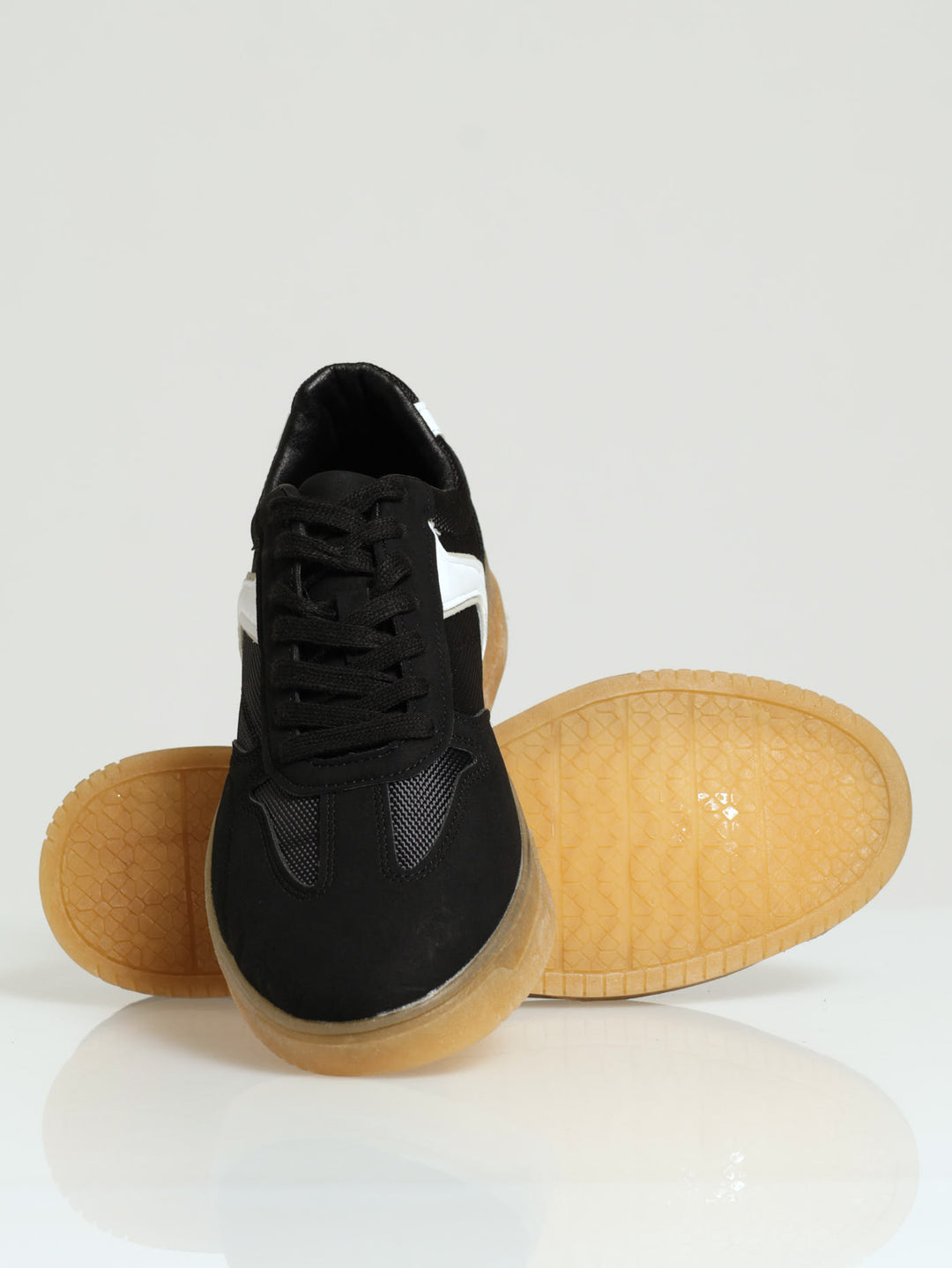 Court Sneaker With Gum Sole - Black