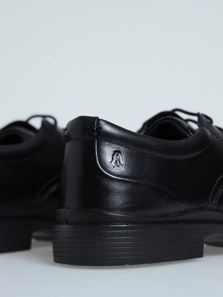 Leather Lace Up Basic Shoe - Black