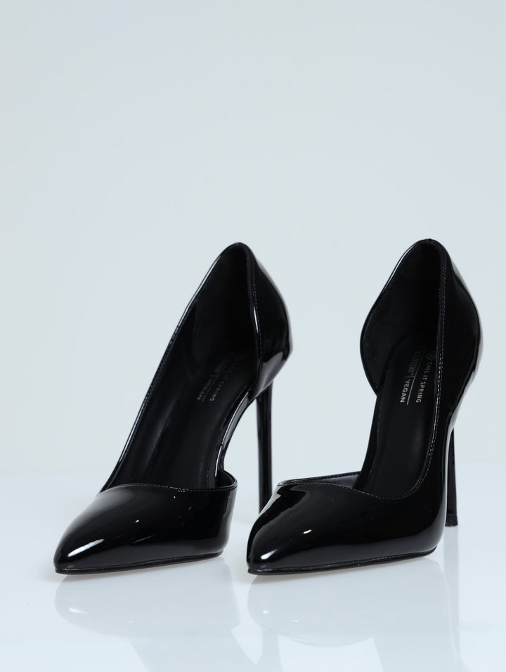 Mesmerize Stiletto Court Heel - Black