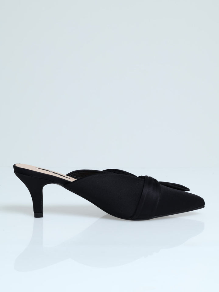 V Cut Pointy Kitten Mule Heel With Bow Trim - Black