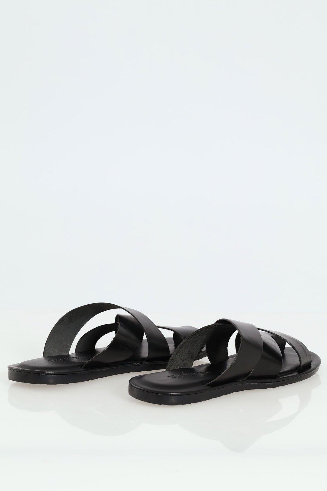 Leather Toe Piece Sandal - Black