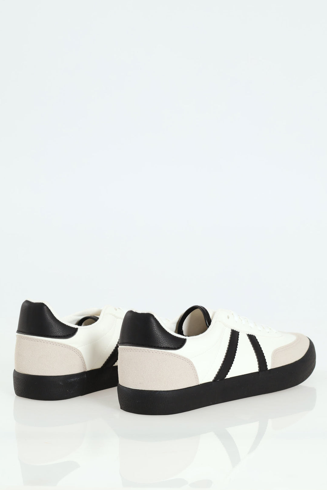 Suede Toe Insert Low Cut Sneaker - White