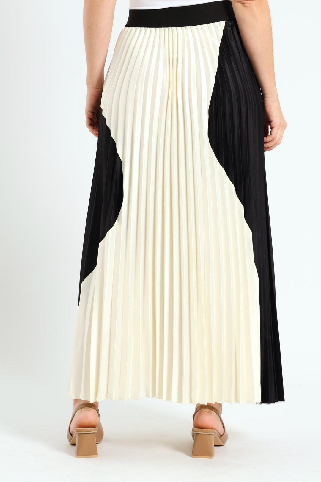 Colourblock Pleated Maxi Skirt - Black/White