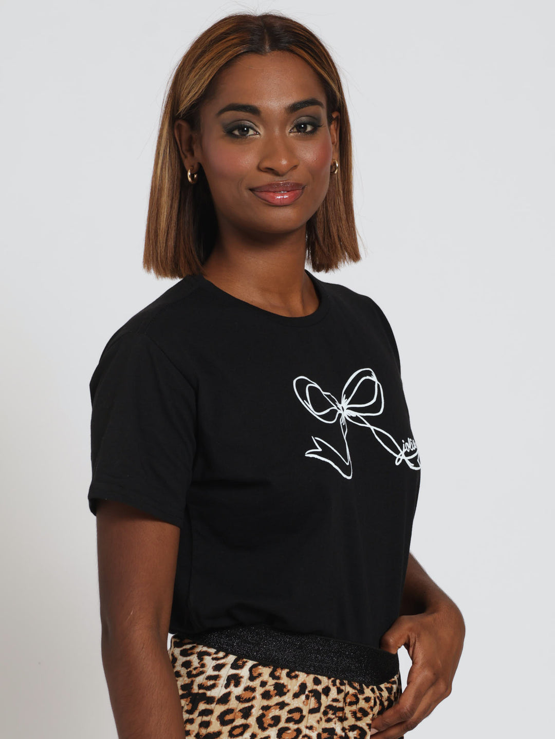 Cute Bow Tee - Black