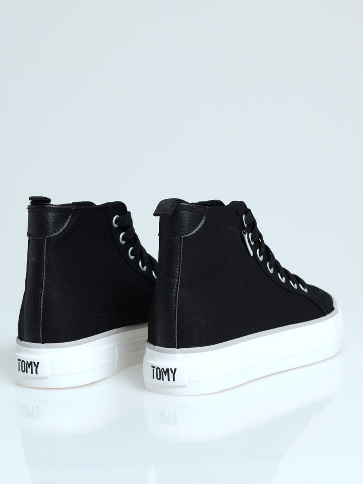 Ember Hi Top Sneaker - Black/White