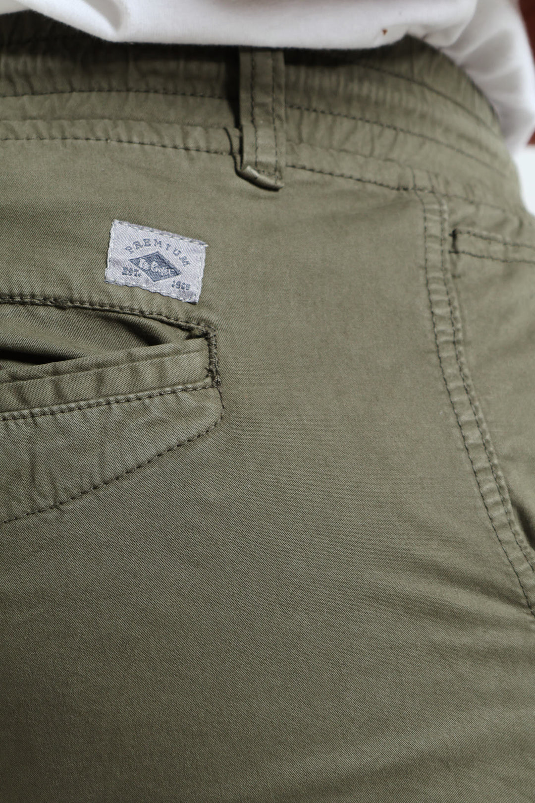 Zacharias Short - Olive