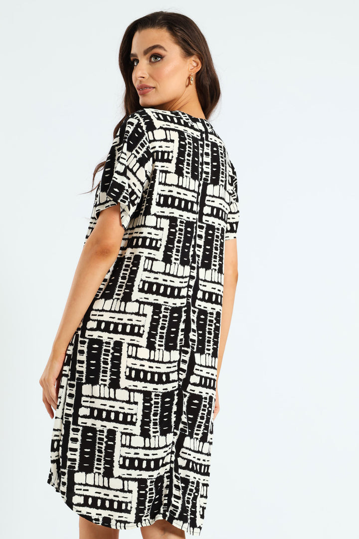 Pleat Front Mandarin Collar Shift Dress - Black/White