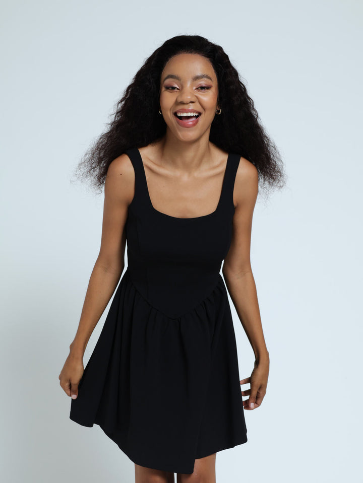 Square Neck V-Line Skater Dress - Black