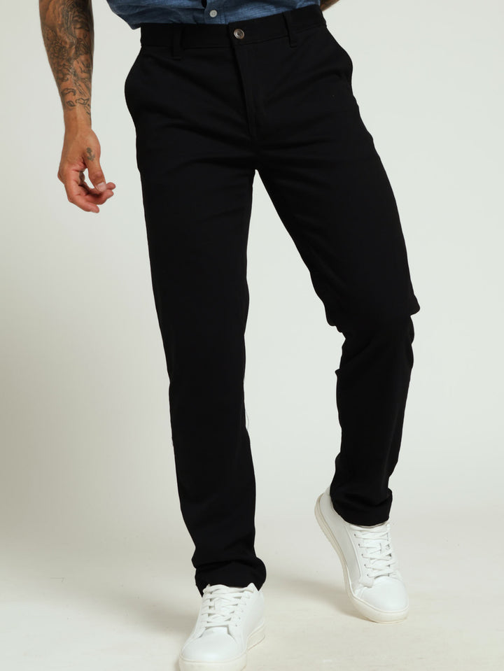 Slim Fit Chino - Black