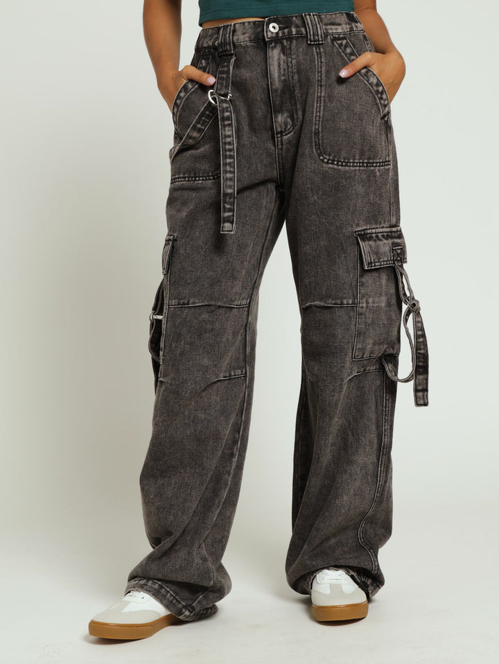 Strap Cargo Jean - Black/Grey