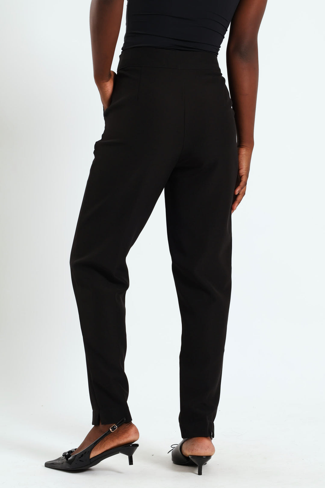 Extended Tab Slimleg Pants - Black