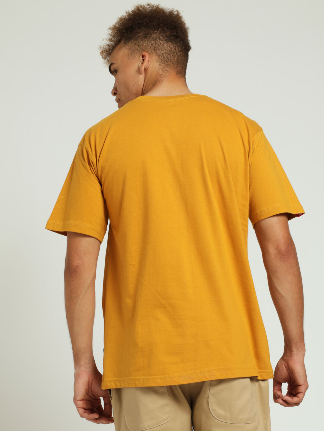 Never Out Hd Print Tee - Yellow