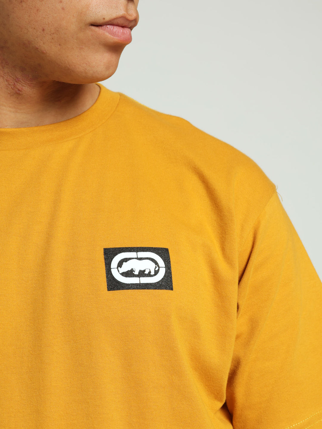 Never Out Hd Print Tee - Yellow