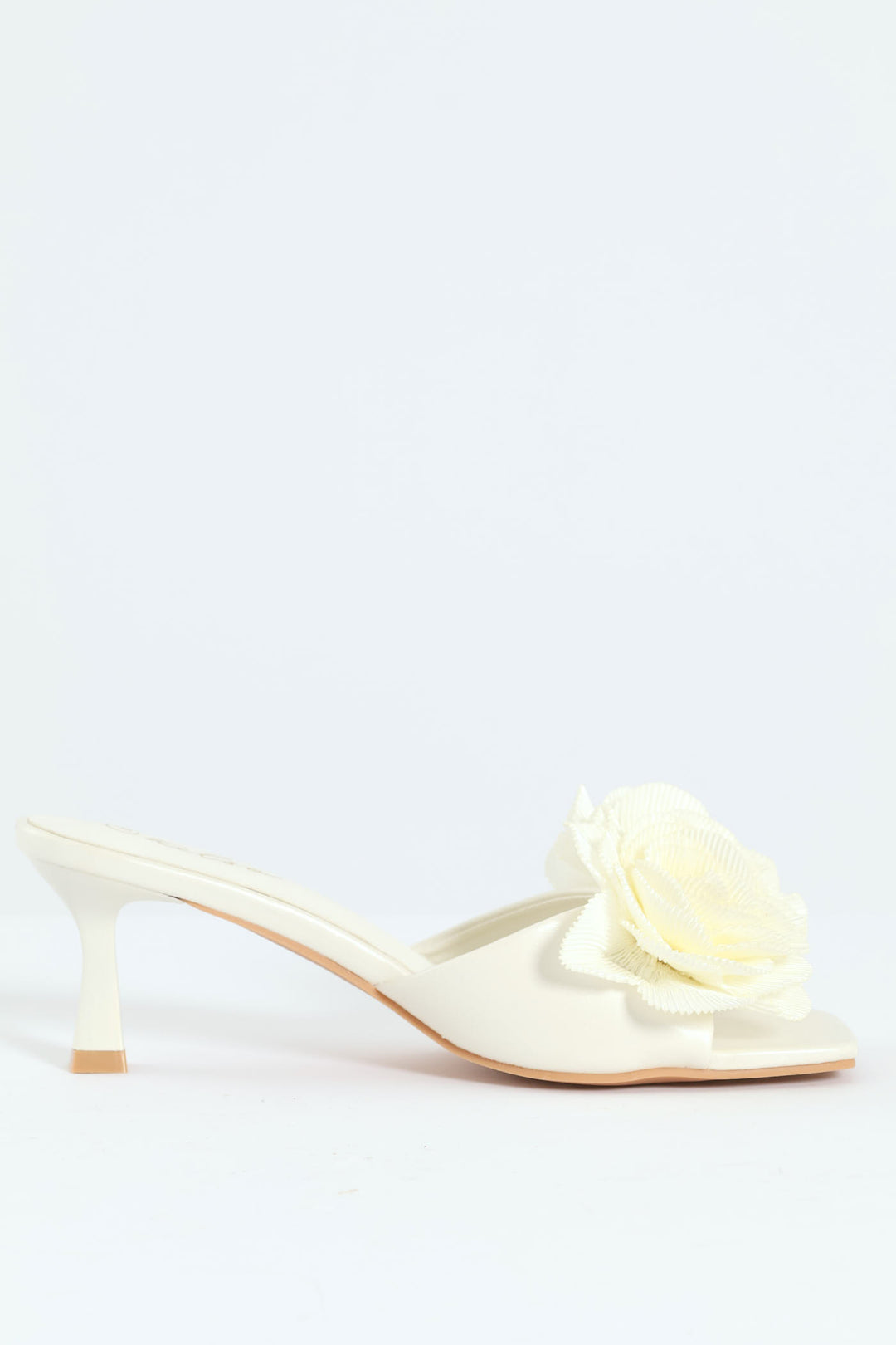 Plisse Flower Kitten Mule Heel - White