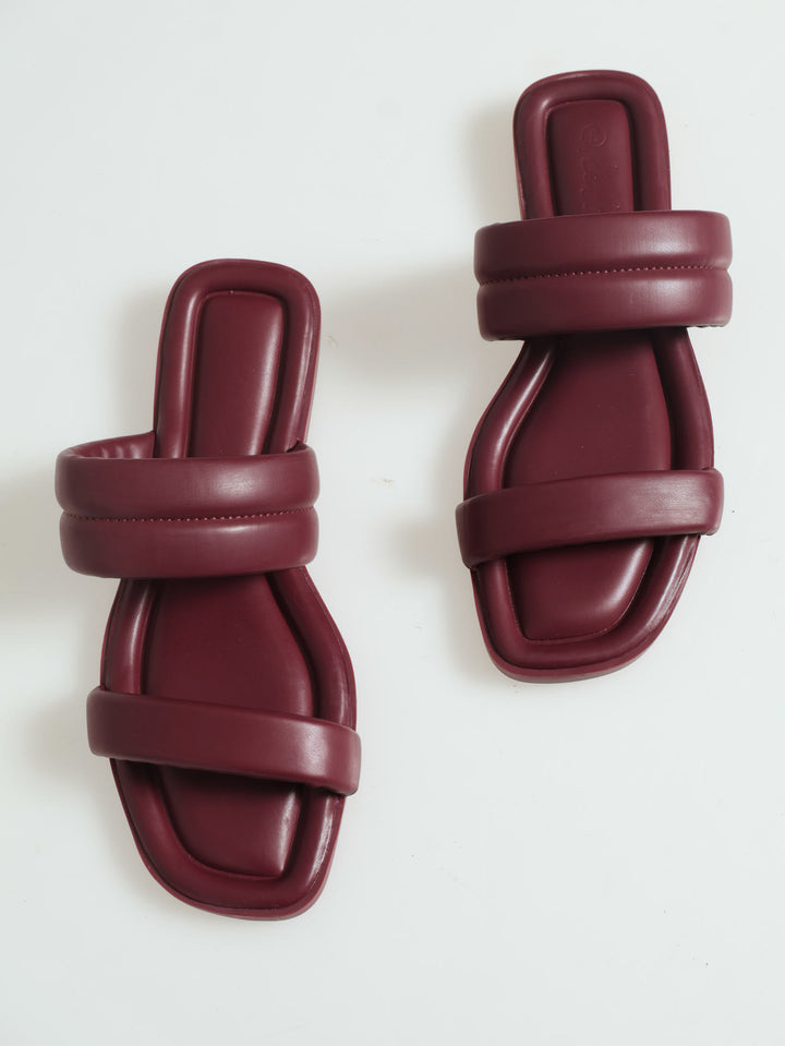 Wide & Narrow Puff Strap Sandal - Berry