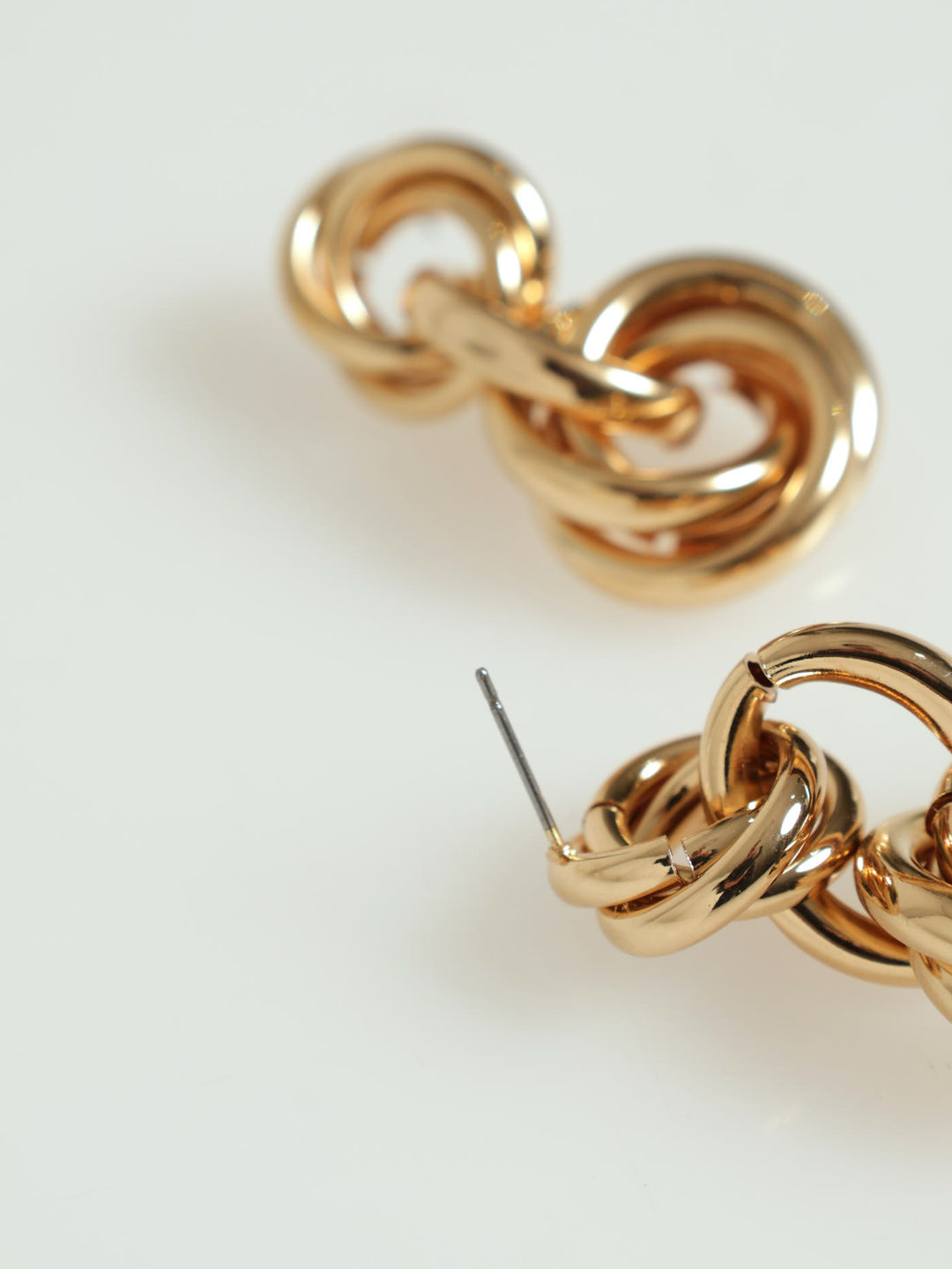 Circle Drop Earring - Gold