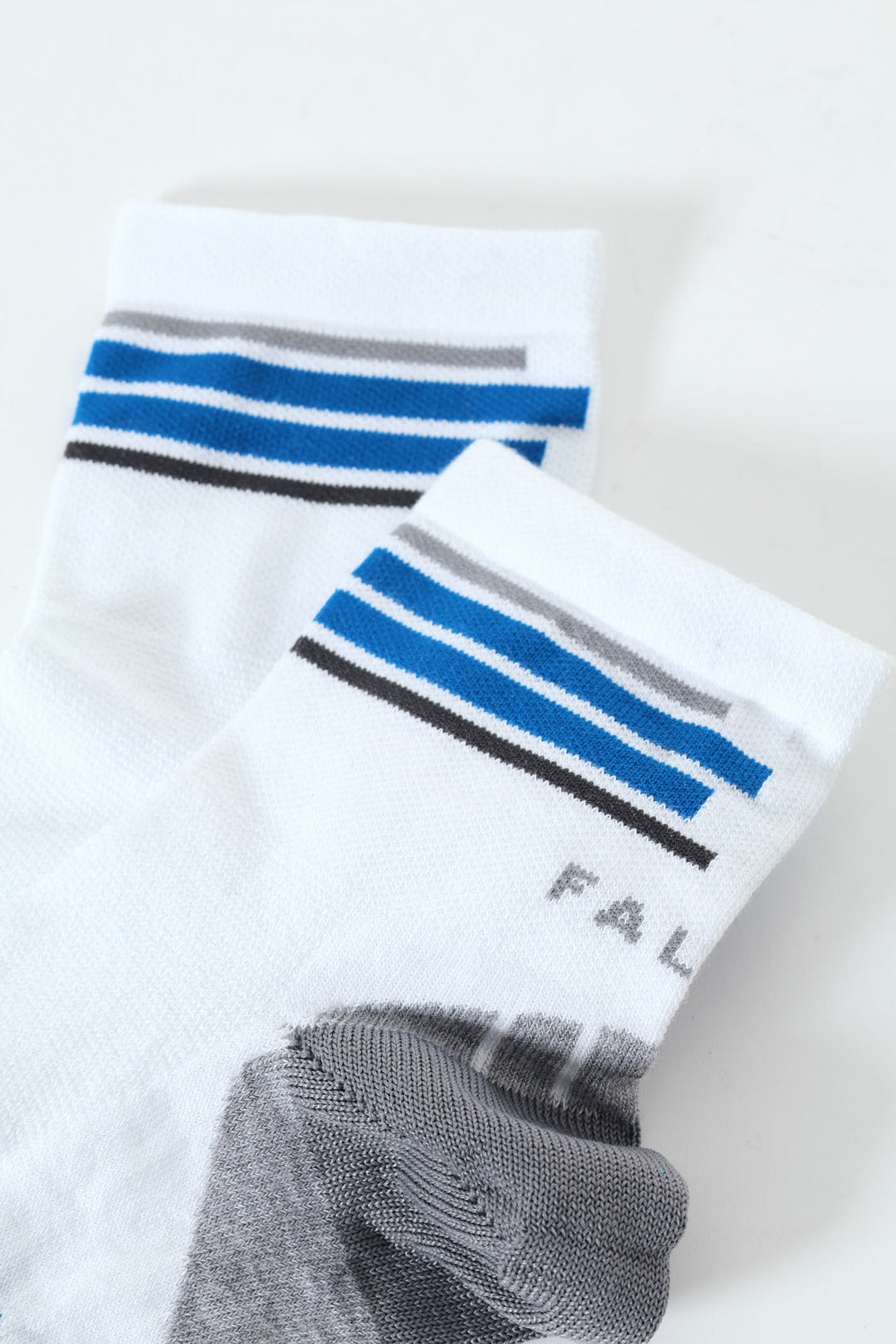 1 Pack Midcalf Bike  Socks - White