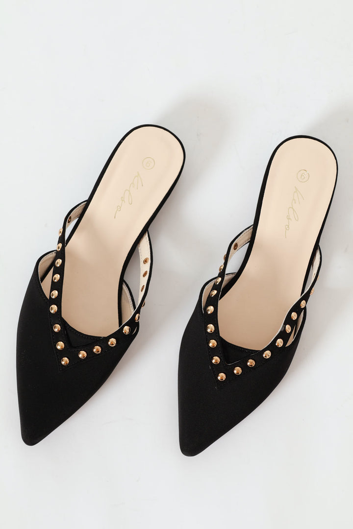 V Cut Pearl Push In Pointy Pump - Black