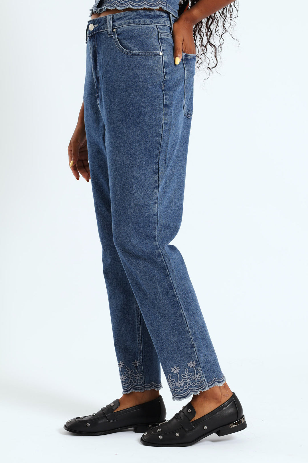 Embroidered Ankle Grazer Jean - Salty Mid Wash