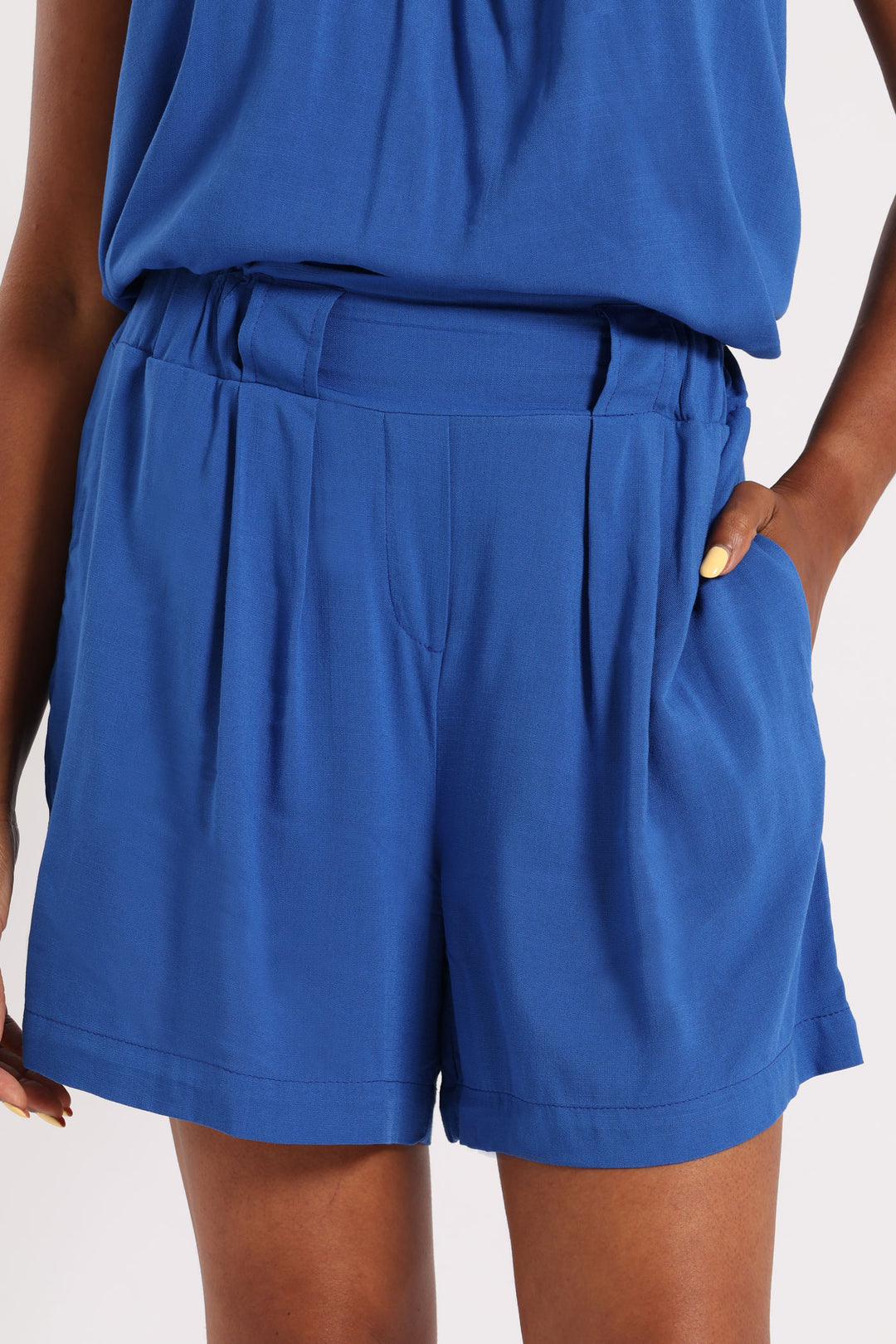 Pull-On Pleated Mock Fly Linen Mid Thigh Shorts - Cobalt