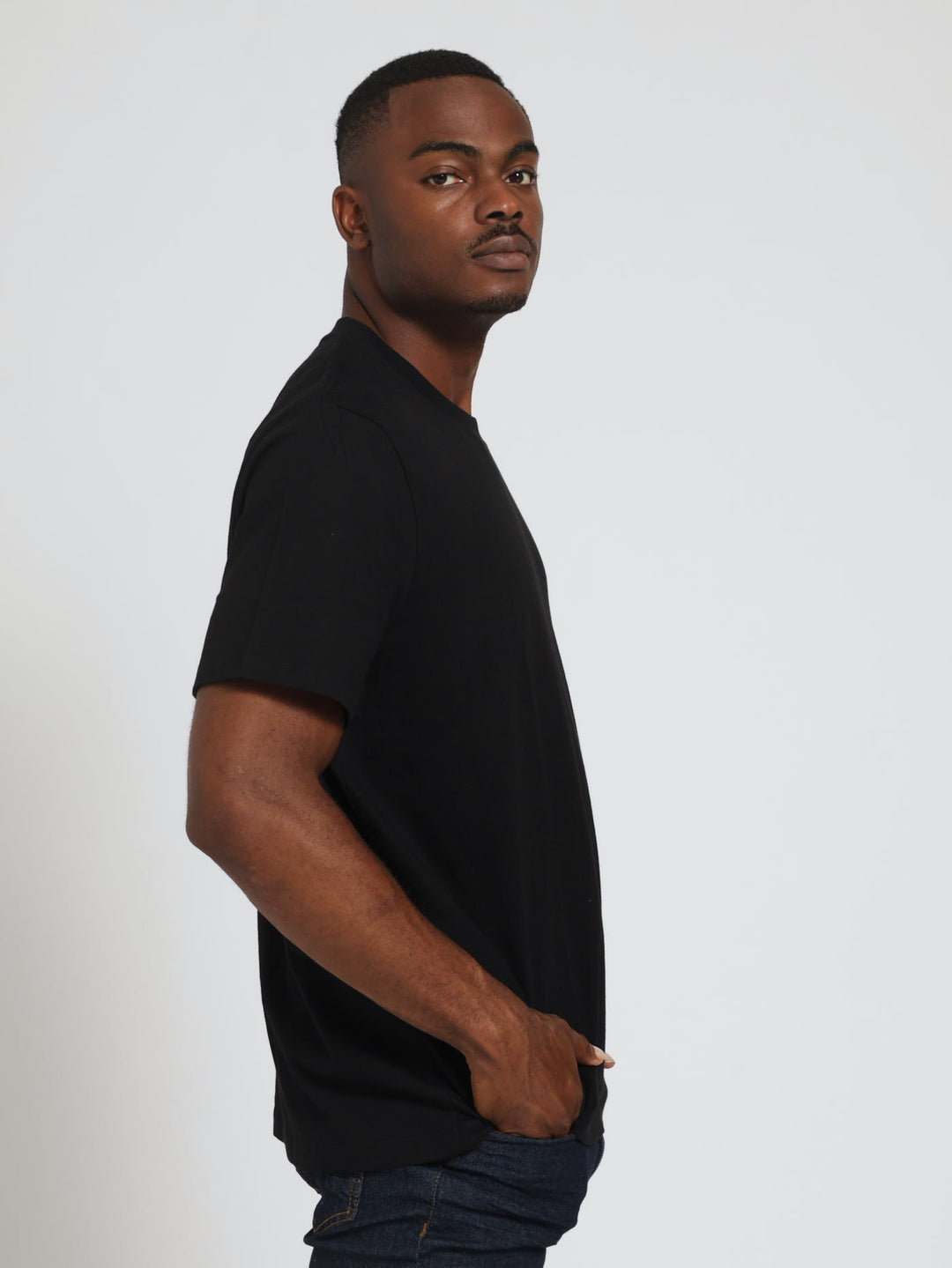 Essential Plain Tee - Black