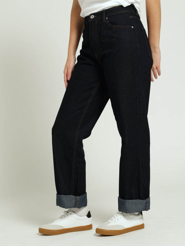 Regular Rise Straightleg Jean - Ink