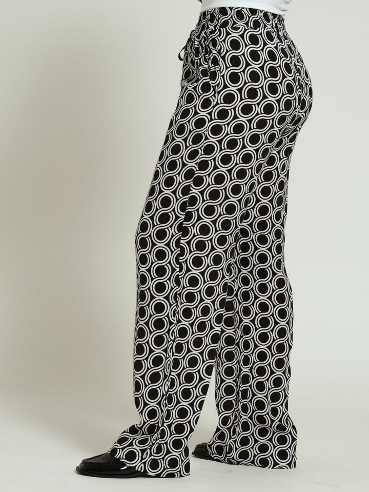 Georgette Printed Wide Leg Pants