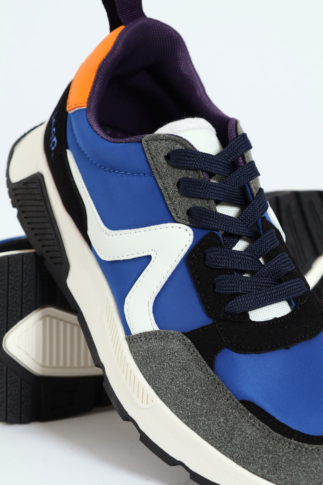 Hurricane Jogger Lace Up Sneaker - Blue