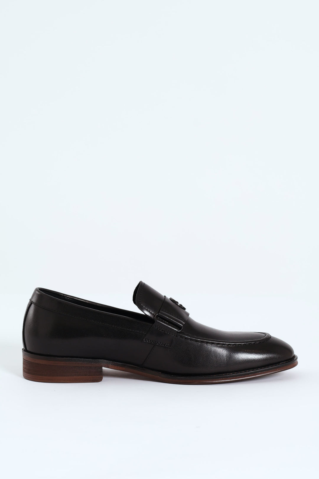 Circle Pony Trim Penny Loafer - Black