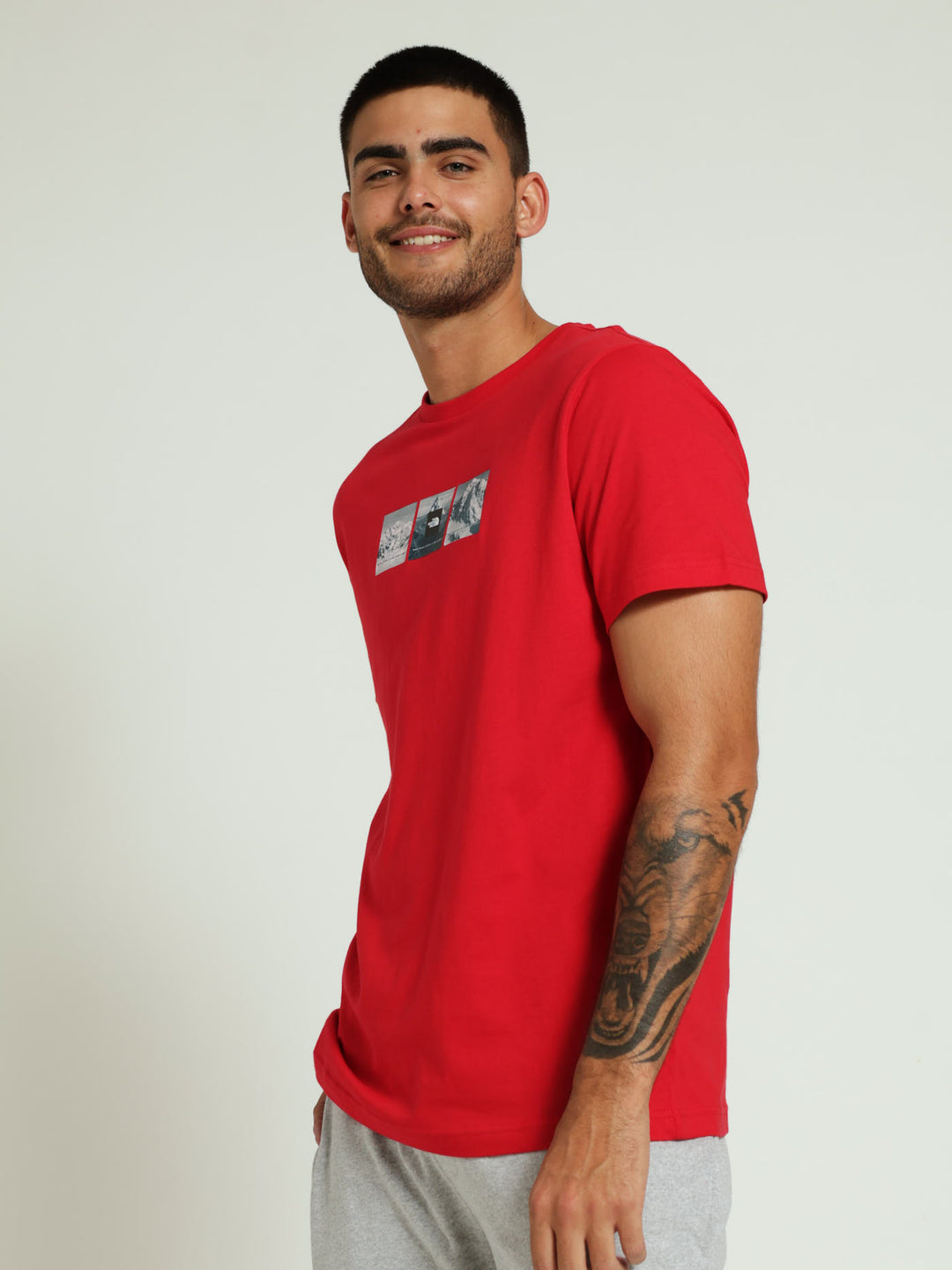 Expedition System Graphic Tee - Red