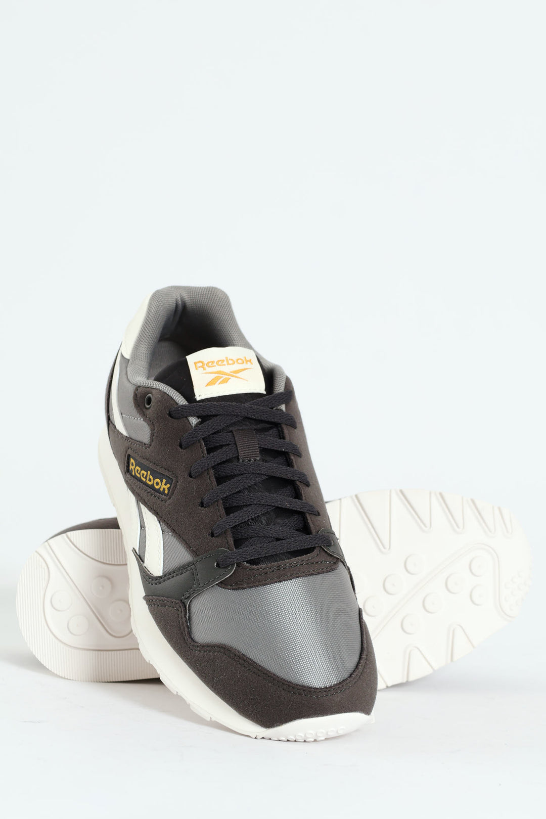 Ultra Flash Lace Up Sneaker - Charcoal