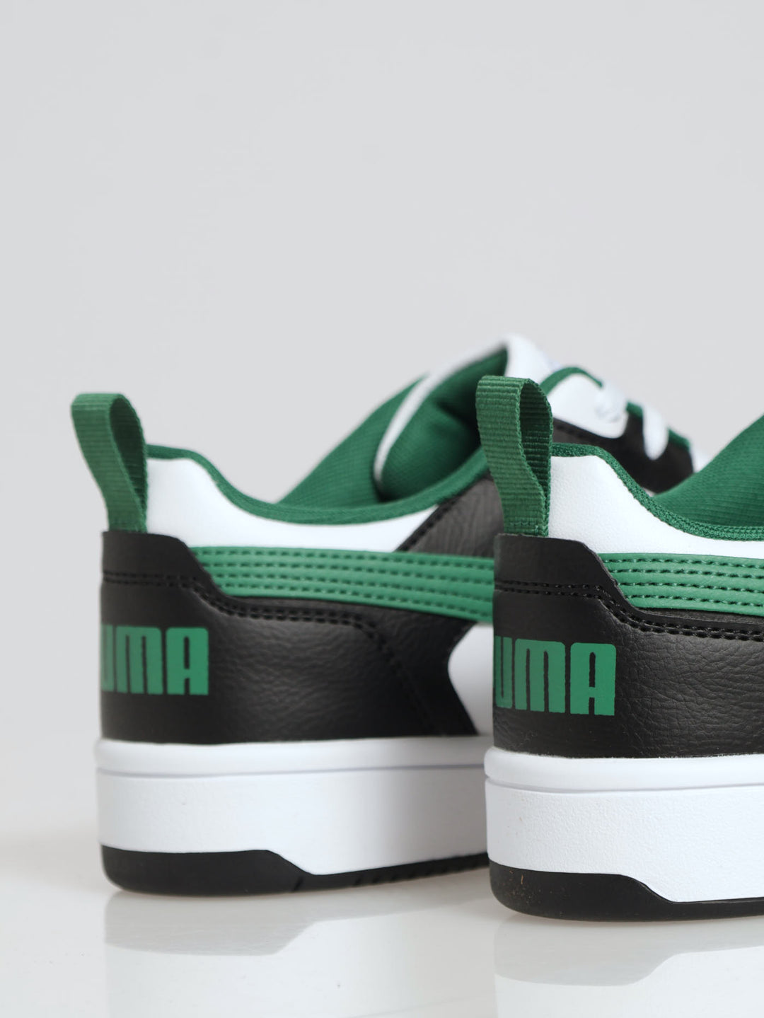 Lo Chunky Closed Toe Lace Up Sneaker - White/Green