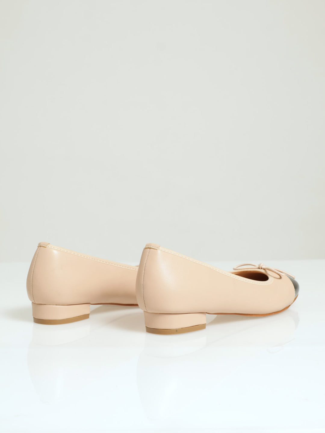 Melisse 5 Two Tone Bow Pump - Nude