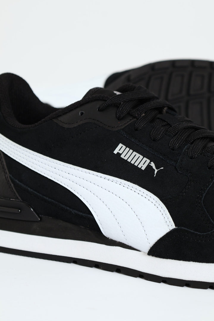 Street Runner V4 Sneaker - Black/White