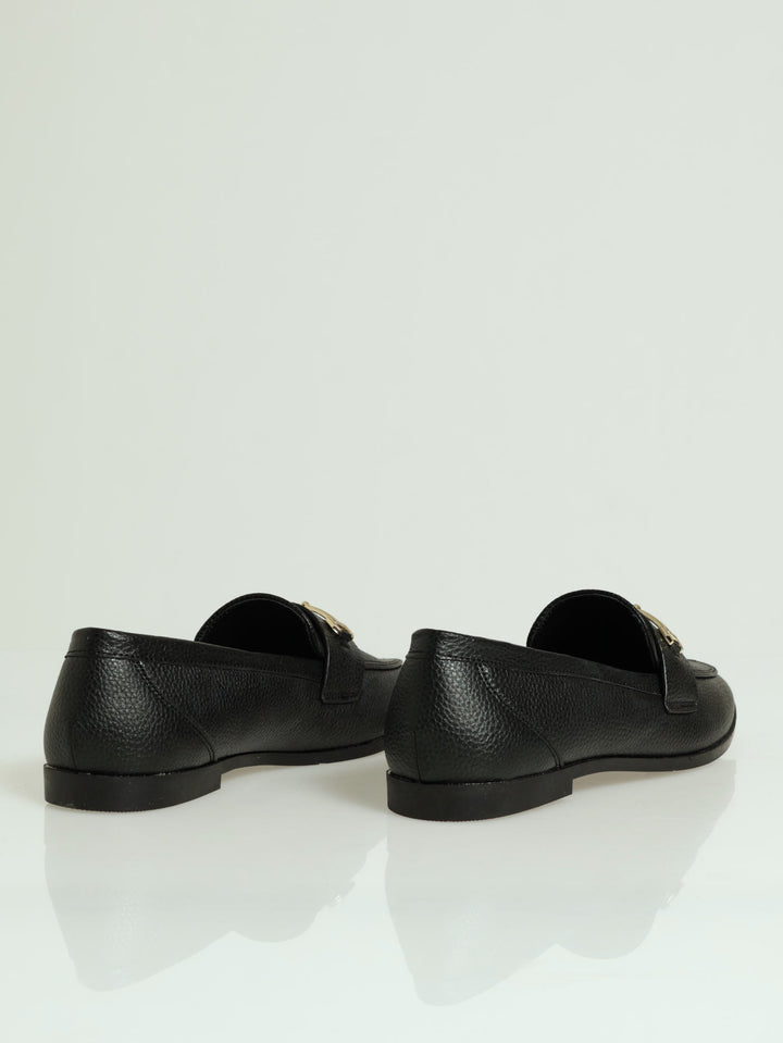 Pebble Grain Loafer With Metal Trim -Black