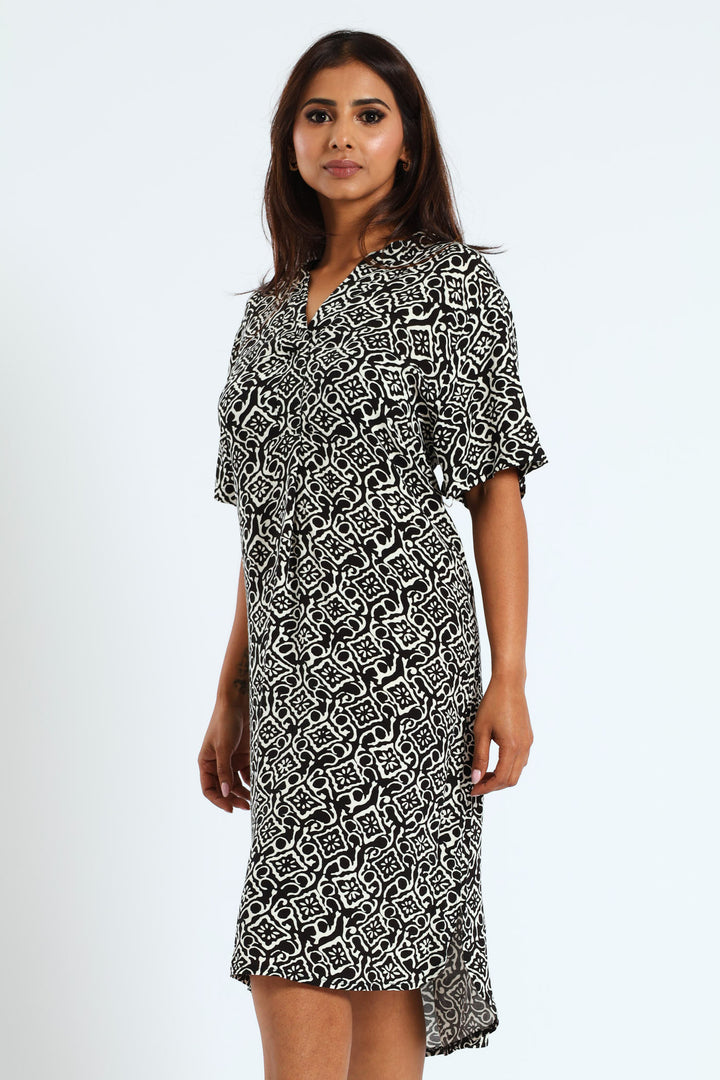 Mandarin Printed Shift Dress - Black/White