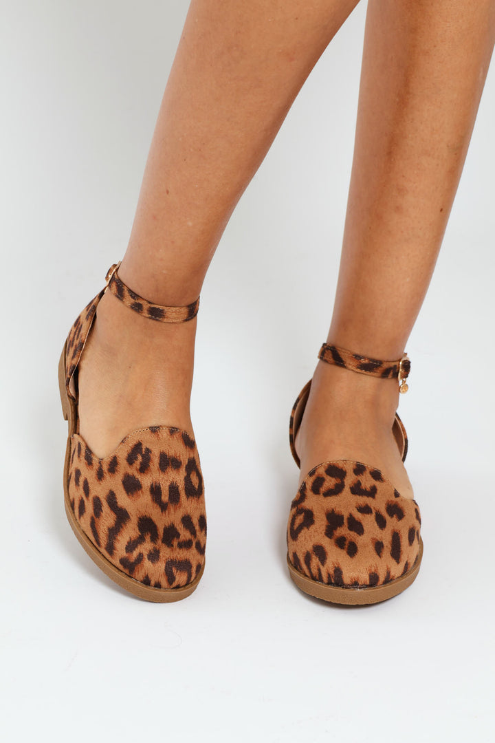 Vespa 31 Ankle Strap Mary Jane Shoe - Animal Print