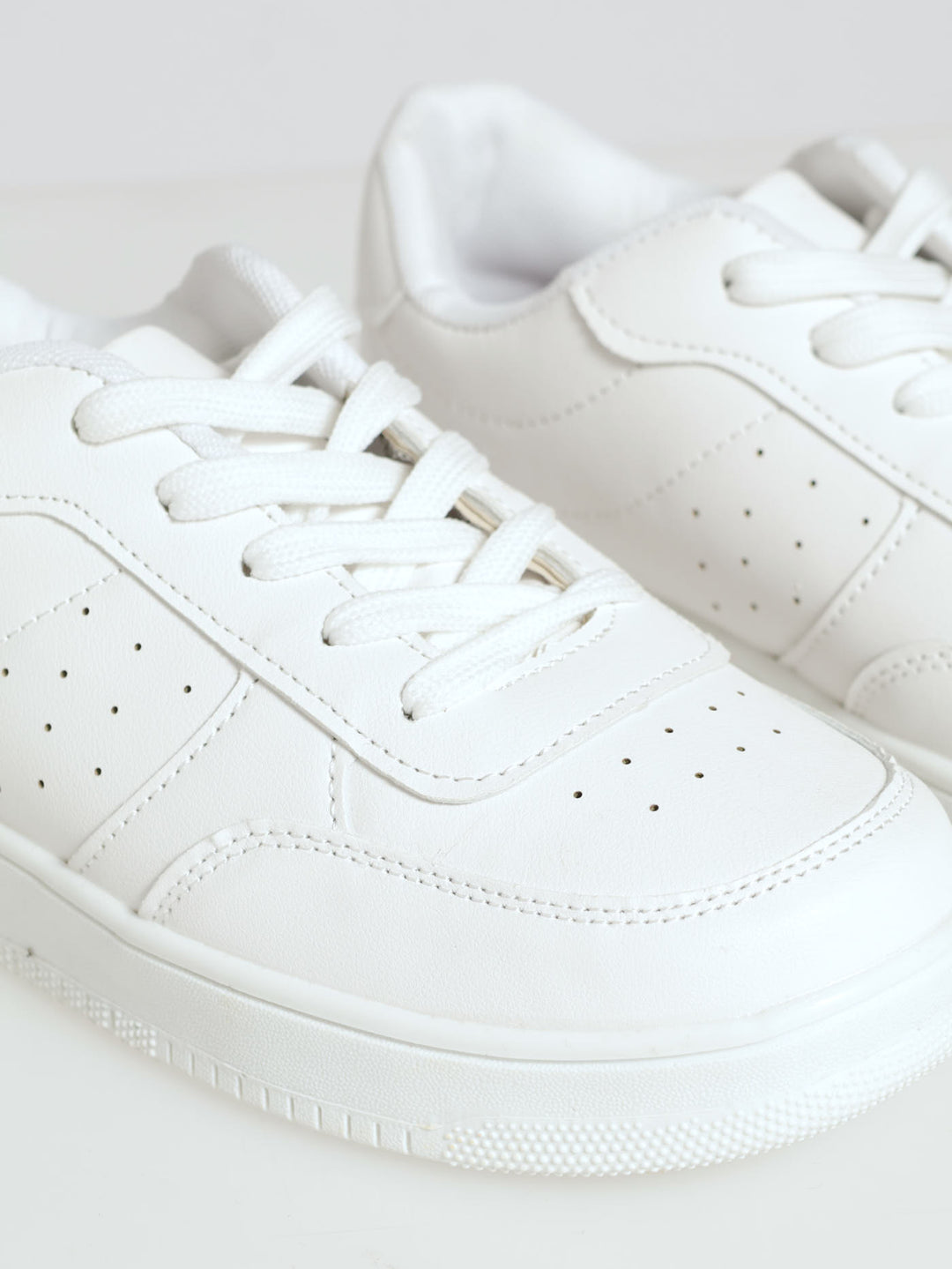 Girls Basic Pu Sneaker - White