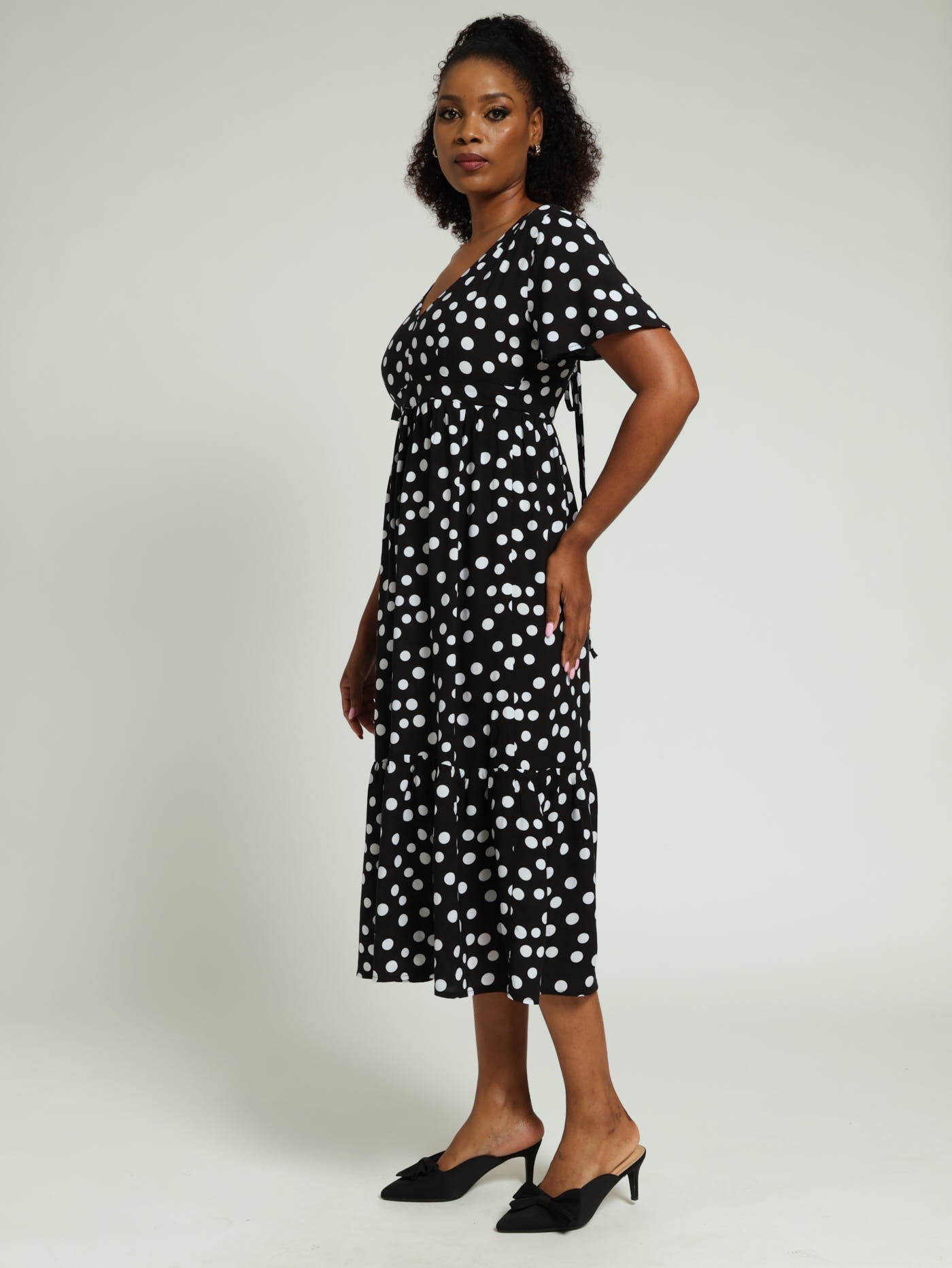 White and black shops midi dress