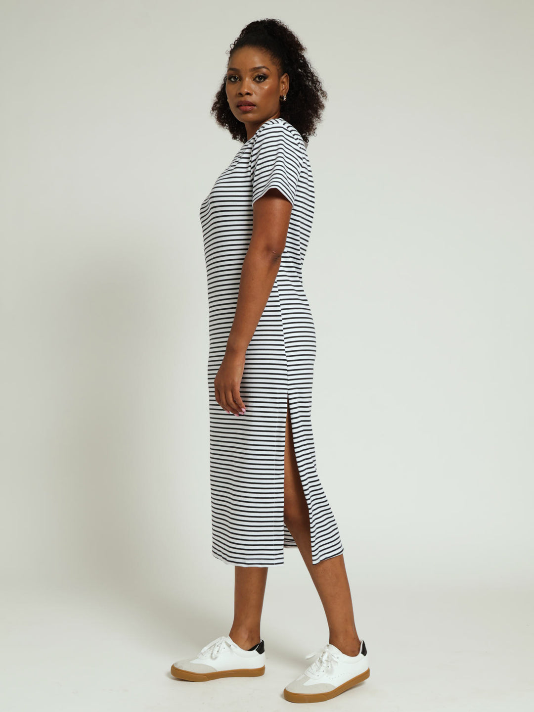 Striped Crewneck Tee Midi Dress - White/Navy