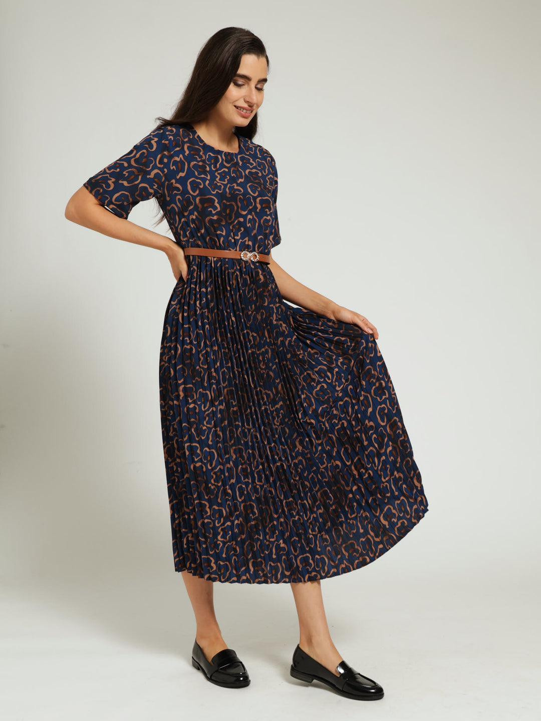 Pleated Dress With Tan Belt - Blue